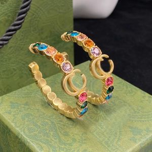 2022 New Color Diamond Hoop Huggie aretes aretes orecchini Personalidad de la moda aretes de círculo grande joyería de diseño de fiesta de bodas para mujeres