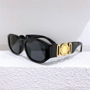 Nuovi occhiali da sole di lusso sonnenbrille per donna gafas de sol vacanza ragazze ragazzo popolare classico sport lentes de sol placcato oro regalo di San Valentino occhiali da sole da uomo