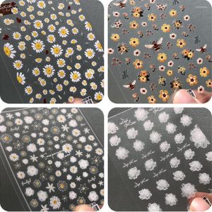 Tırnak çıkartmaları 1 sayfa dantel çiçek çıkartması yaprağı ayçiçeği daisy 3D sanat çıkartma manikür dekorasyonları geometrik doğrusal harfler sarar