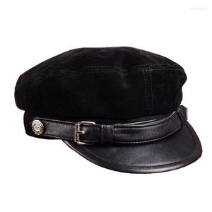 Top Caps Kadın Deri Şapkalar Erkekler İçin 2023 Kış Vintage İnce Siyah Süet Motosiklet Beraları Kemerle Erkek Koreli Öğrenci Öğrenci Kamısı Şapkası 61