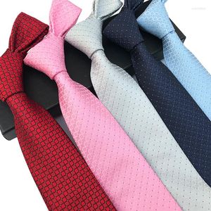 Bow Ties 2023 8cm Erkekler Tie ekose nokta düz elbise iş için gündelik düğün damatı kravat boyun giysi erkek hediyesi