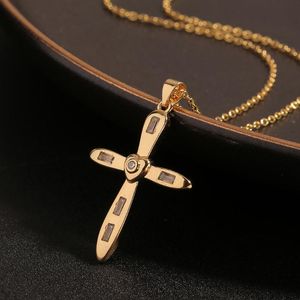Подвесные ожерелья Простые религиозные украшения медные кросс -кроссовые женские ретро -ожерелье в ретро