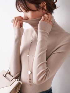 Kadın Sweaters Yüksek Yakalı Örgü Giysi Çizilmemiş Üst Render İnce Modeller Uzun Kollu Kazak Kadın Qiu Dong Göster