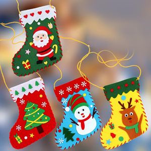 Noel Dekorasyonları İnternet Ünlü Tarzı Yüksek kaliteli malzeme üretimi kırmızı örgü hediye çantası üst düzey ev pencere kolye diy