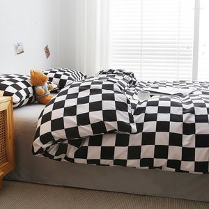 Yatak setleri 5 beden mevcut! Black-White Check Baskı Yatakları Set 1 PCS DUVETCOVER GRAY YATAK SAYFASI 1/2 adet yastık