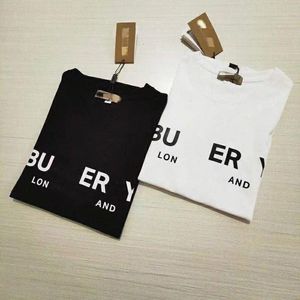 Tasarımcı T Shirt Burbrerys Moda T-Shirt Tee Mektubu Baskılı Benzersiz Kısa Kollu Erkekler Kadın Gömlek Gevşek Tırmık Top Maple Yaprak Pıtırtı Boyutu/2xl/3xl