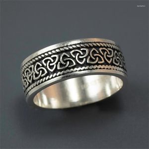 Ringos de cluster Textura simples Celtic Nó Surround Ring Retro Style Men Silver Color Metal Engagement Jewelry Gift Grop Drop