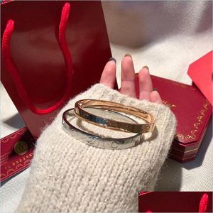 Pulseira pulseira de amor de luxo mulheres parafuso GFB 18K Gold Pullated Bracelet Classic Box Bolet Bag Números de código exclusivos Nenhum Drop de dhh3e