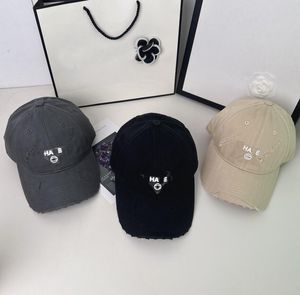 Top kapaklar tasarımcı kova şapkası erkek kadınlar tuval kumaş snapback marka mektubu baskı kırık hol beyzbol şapkası hip hop üç renkli sunhats ayarlanabilir şapka bandı