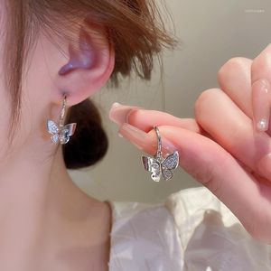 Серьги с серьгами kaitin Zircon Butterfly C-образная C-образная C-образная C-образная женщина минимальный характер крюк