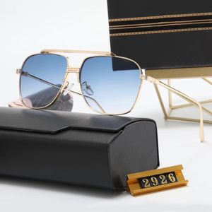 Luxurys Designers Güneş Gözlüğü Kadın Güneş Gözlüğü Serin Kızlar Gözlük Tam Çerçeve Çift Burun Köprüsü Gradyan Çok Renk Son Moda Retro Tarz Marka Gözlükleri