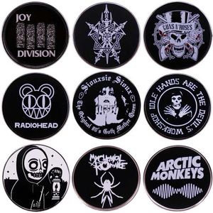 Pimler broşlar hippi punk heavy metal rock grubu müzik broş emaye pin broşlar metal rozetler yaka pimleri ceket takı aksesuarları hediyeler hkd230807