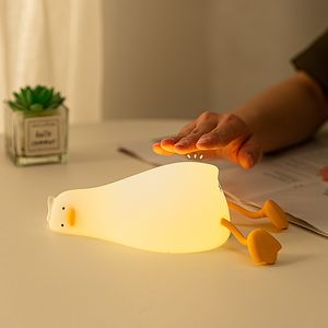 Cute Duckling LED Night Light - Silicone Rechargeable USB Children's Bedroom Lamp for Kids' Birthday Gift