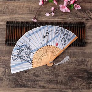 Продукты китайского стиля китайский японский шелк складной фанат деревянный хвосток классический фанат танца Высококачественный кисточник элегантный фанат