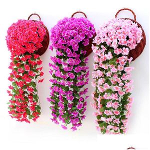 Dekoratif çiçek çelenkleri menekşe yapay çiçek duvarı asılı simation orc sahte ipek asma partisi ev bahçe balkon dekorasyonu dr dhr0j