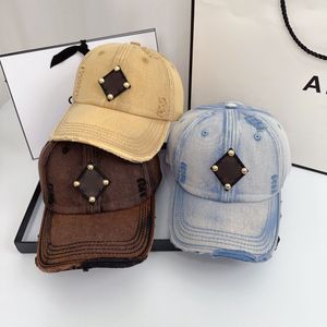 Erkekler Sportif Stil Tasarımcı Top Cap Kadın Moda Şapkası Su Yıkatılmış El Sanatları Deri Mektup Baskı Ayarlanabilir Boy Casquette