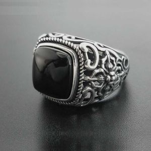 Bant Yüzük gerçek 925 Gümüş Siyah Garnet S925 Yüzük Erkekler Kadın Oyma Kazanmış Çiçek Moda Açık Boyut S925 Yüzük Tay Gümüş Takı