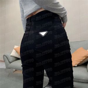 Tasarımcılar Kot pantolon kadınlar için metal rozet siyah sıkı pantolonlar yüksek elastik denim pantolon tasarımcı kadın giyim