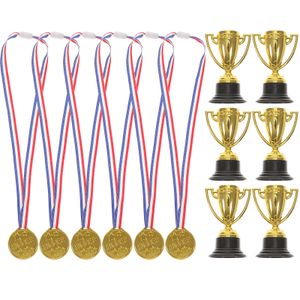 Dekoratif Nesneler Figürinler Çocuk Ödülü Madalya Oyun Oyuncakları Çocuklar Plastik Çocuk Madalyası Ödülü 12 Futbol Futbol Kupası Kupası Mini PCS 230810