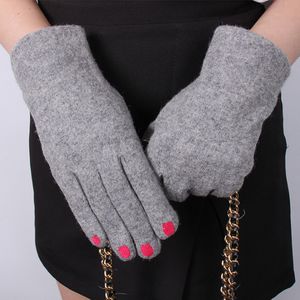 Главные перчатки без пальцев творческий лак для ногтей.