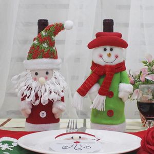 Masa Runner Noel Baba Şarap Şişesi Kılıfı Noel Yemek için Çanta Placemat ile Dekorlanmış