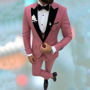 Мужские костюмы yiminpwp pink full Men for Wedding Peaked Lapel Proom Tuxedos One Button 3 кусочки Slim Fit Sut