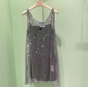 Kadın elbise tasarımcısı kristal kayış elbiseler moda parlatıcı frock klasik tank etekler yaz gündelik kadın giyim 23ss