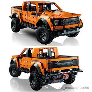Bloklar 42126 Ford kamyonet yarış arabası 1379pcs Building Block Model Araç Oyuncakları Çocuklar İçin Hediyeler R230814