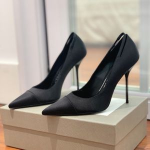 Siyah T Vidalı Pompalar İpek Birleştirme İnci Dekoru Yıldız Tarzı Moda Konforlu Tek Ayakkabı Tasarım Platformu Tasarımcı Fabrika Ayakkabı Kutusu