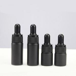 Lüks mini 10ml mat siyah beyaz esansiyel yağ cam pipet damlalık şişe 5ml toptan kllvb