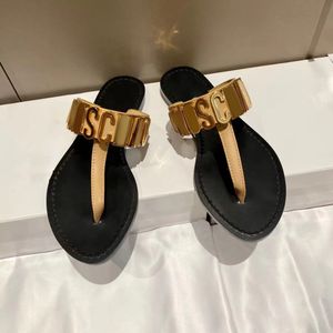 10a en kaliteli vintage vintage düz sandale metal logo terlik sls sandal ünlü tasarımcı kadın ev flips lüks ev ayakkabı siyah deri açık havada