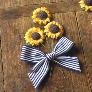 Dekoratif Çiçekler 100 Parça Sarı Yapay Kağıt Ayçiçeği Süslemesi Düğün Şeker Kutusu Craft DIY Kart Dekorasyon