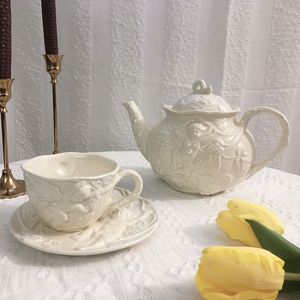 Kupalar melek rölyef retro seramik çaydanlık çayı seti öğleden sonra kahve fincanı Avrupa tarzı çanak su ısıtıcısı ev 230815