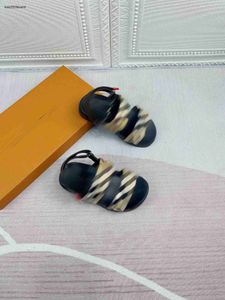 kids sandals high quality Girl Slippers Multicolor stripe Child Casual shoes Box Packaging Children's Size 26-35 June25
