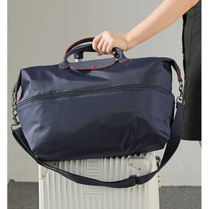 Modaya uygun unisex duffel çantalar gerilmiş su geçirmez büyük kapasiteli torba hafif omuz seyahat çantası
