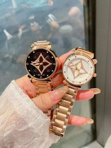 Sıcak satan kadınlar Womens Watches 32mm kuvars paslanmaz çelik çiçek moda basit gül altın Daniel'in kol saatleri