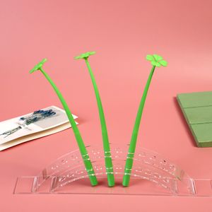 Оптовая корейская канцелярская катью, силиконовая резина, четыре листового клевера Lucky Pen Bend Bend, экологически чистые экологически чистые экологически