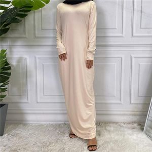 Этническая одежда арабское сплошное платье с длинным рукава