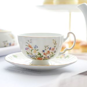 Kupalar çay bardağı seti kemik çin coffeecup tabak snack yemek çiçekleri çay fincanı ikindi çayı kahve takvimi ofis içecek malzemeleri 230818
