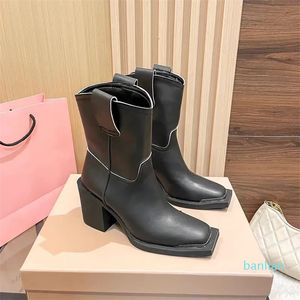2023 Дизайнер Pure Color Chelsea Angle Boots Women Leather Outdoor Party-Toge Boot Lady Sexy Fashion High Hate Shoes