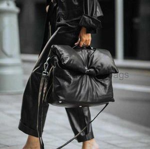 Tote Çanta Tasarımcı Marka Önlük Kadınlar Çanta Pamuk Omuz Çapraz Vücut Çanta Lüks PU Deri Yatak Çantası 2023 Kış Plaza Sac Caitlin_fashion_bags
