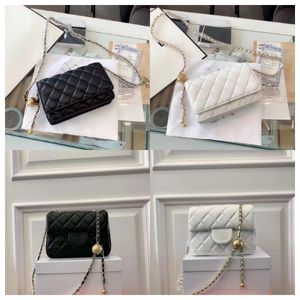 Luxurys Designer Bags Crossbody CC Çanta Mini Siyah Pembe Cüzdanlar Kadın Çift Harfli Katı Harp Bel Square Classic Flep Cüzdan Çapraz Vücut Woc Küçük Messenger Çantalar