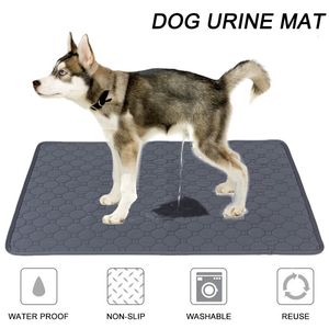 Kennels Pens Dog Pee Pad Battaniye Yeniden Kullanılabilir Emici Bebek Bezi Yıkanabilir Köpek Yatağı Ped Evcil Hayvan Yatağı İdrar Mat Pet Araba Koltuk Kapağı 230821