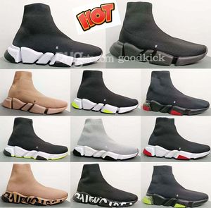 Tasarımcılar Ayakkabı Hız Gündelik Ayakkabı Platformu Spor Sneaker Erkekler Kadınlar Tripler Paris Socks Botlar Siyah Beyaz Mavi Işık Ruby Graffiti Vintage Marka Lüks Eğitmenler Sneakers