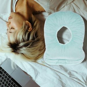 Yastık tek delikli kulak uyku ofisi öğrencileri esnek yüz şekerleme yastıkları taşınabilir okul bellek köpükleri uyuklama