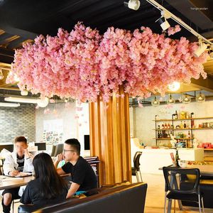 Dekoratif Çiçekler Simüle Kiraz Çiçeği Şube Plastik Zemin Tavandan Tavan Dekorasyonu Büyük Yapay Uzun Dallar ile Oturma Odası