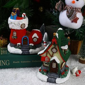 Рождественские украшения светили свет маленький деревенский дом сцена рождественский декор орнамент рождественский украшение Рождество Навидад 2024 года подарки 230825
