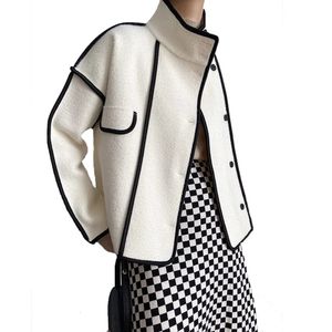 Women's Wool Blend Stand Collar Colorblock Pearl Velvet Cropped Coats