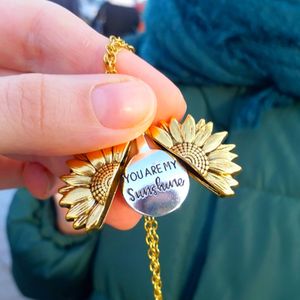 Navel Bell Button Rings You Are My Sunshine Open Locket Sunflower Pendant Necklace Boho Jewelry Friendship Gifts Bff Letter Collier 230830