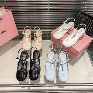 2023 Новые высококачественные балетные ботинки женская дизайнерская бренда обувь школьная желе с железами детская одежда дизайнерские обувь женская девочка праздничные туфли Мэри Джейн